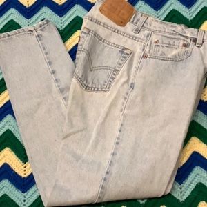 Vintage Levi’s 550 Relaxed Fit Tapered Leg 8 Reg M